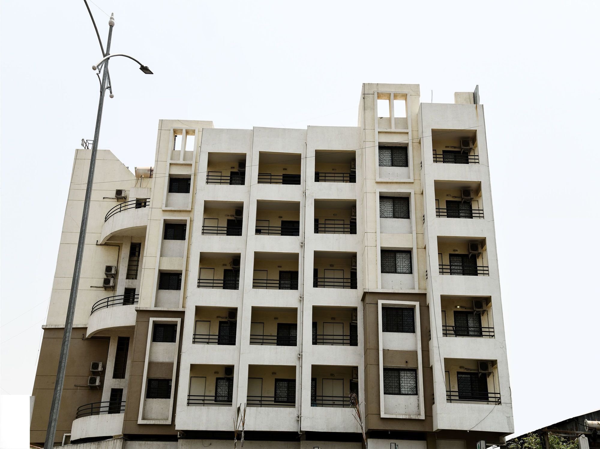 Fabhotel Ornate Pimpri-Chinchwad エクステリア 写真